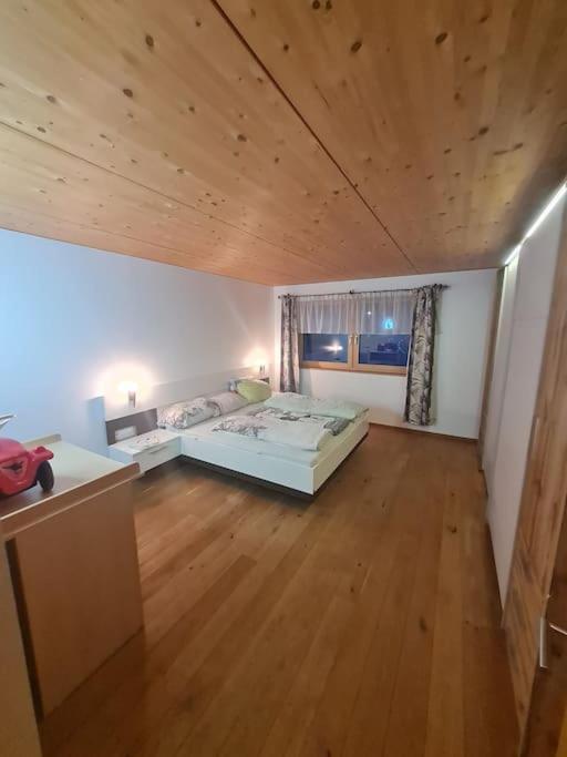 Grosszuegige Ferienwohnung Am Skigebiet Boedele Mit Rheintalblick Dornbirn Bagian luar foto